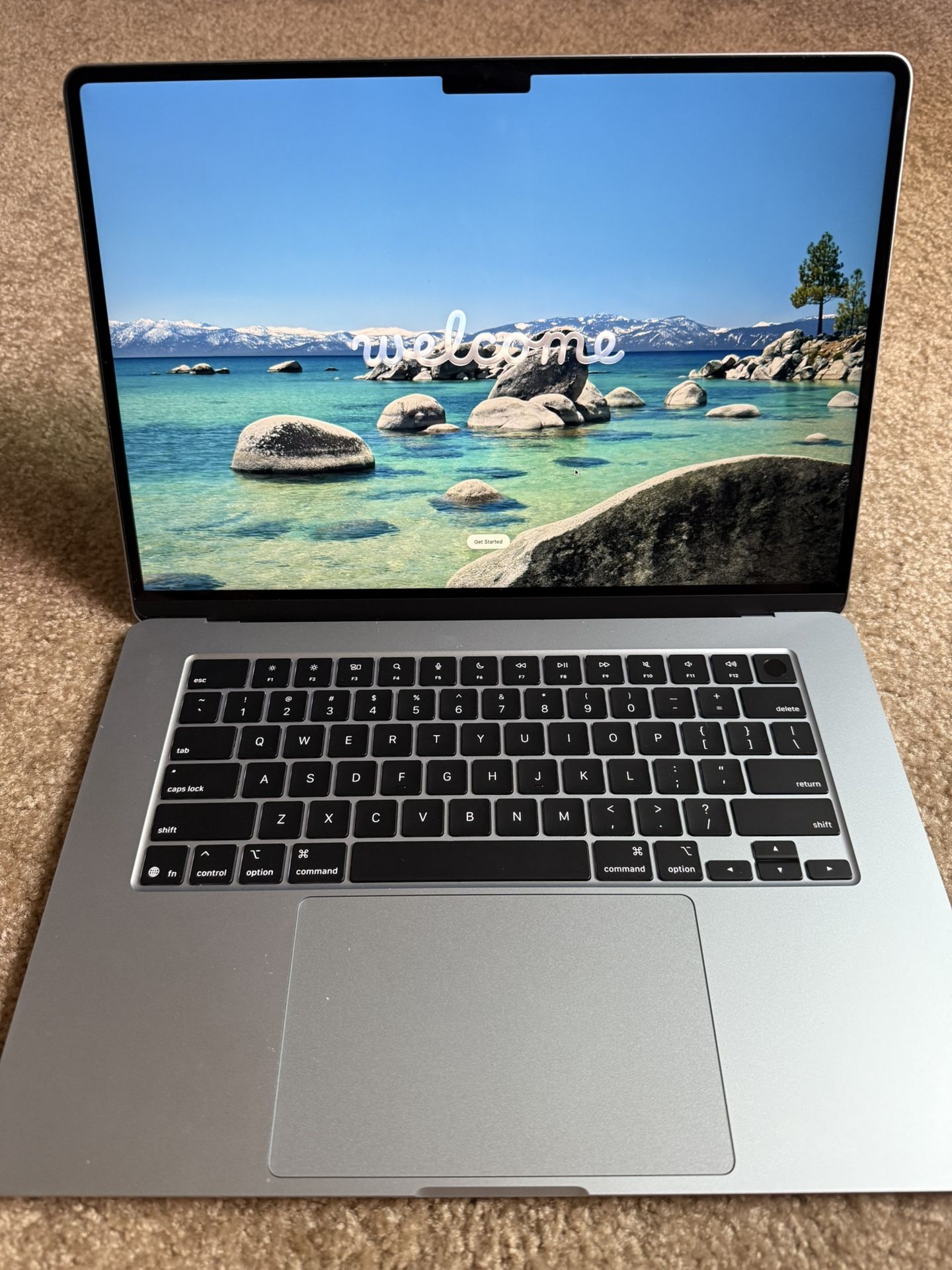 New Apple MacBook Air 15” M4 16GB Ram 256gb AppleCare Plus Eligible 