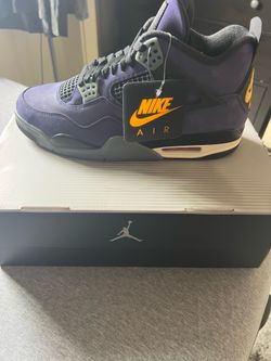 Air Jordan 4 RETRO SIZE 11 $300 FIRM