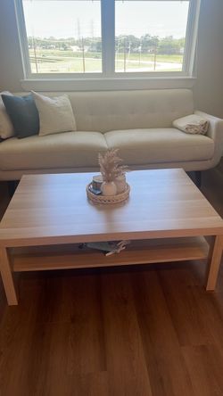 Coffee table 42” rectangular