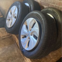 2014-15 Hyundai Sonata Wheel