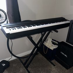 Yamaha P-125 Keyboard Piano With Stand