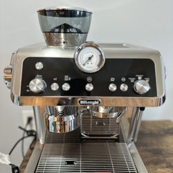De’Longhi La Specialista Prestigio Espresso Coffee Machine 