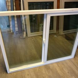 47-1/4-in x 35-1/2-in White Exterior White Interior Left-Handed Vinyl Sliding Window Single strength (Half Screen Included)