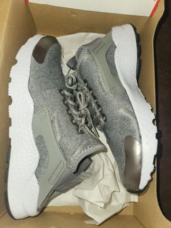 Nike Air Hurache Ultra SE