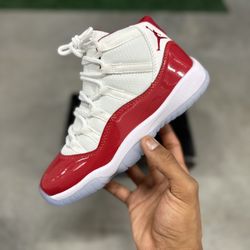 “Cherry” Jordan 11s 6.5/M, 8/W 🍒