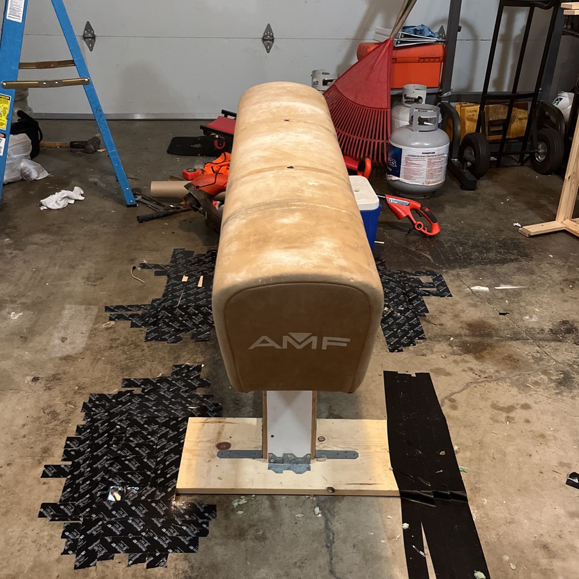 Pommel Horse