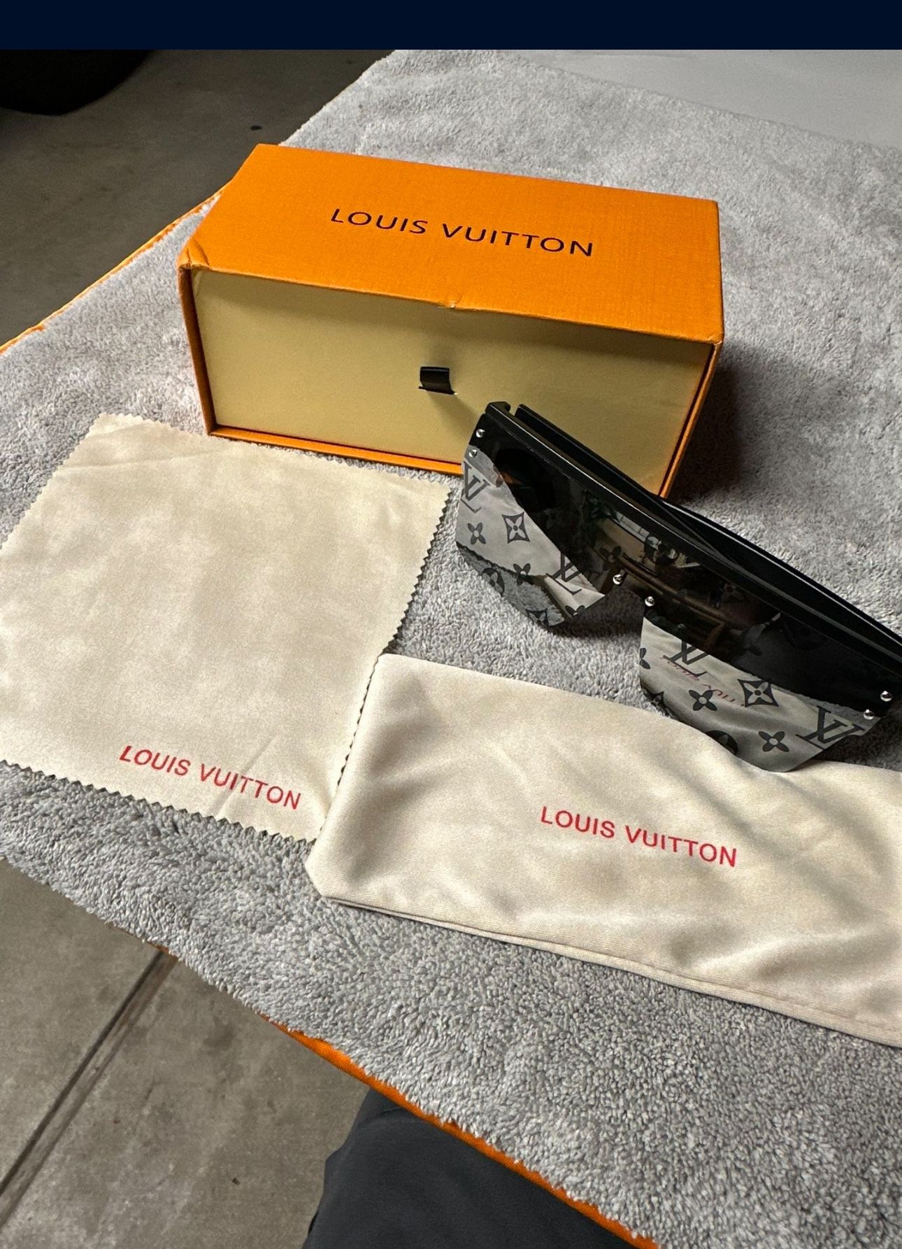 LV Glasses-New!