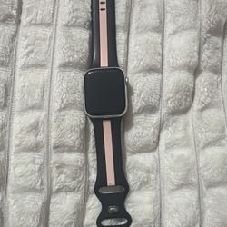 iPhone 13 Good Condition  It’s Good. Everything Company.