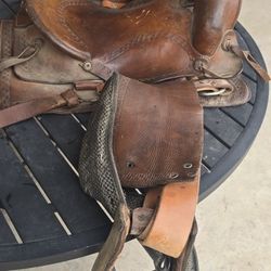 Western Saddle 