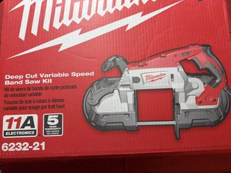 Milwaukee Deep Cut Variable Speed Band Saw Kit