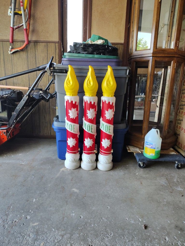 Outdoor Christmas Decorations: $30