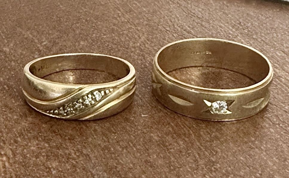 🇮🇹Lot Of 2 Solid 14k Yellow Gold Rings with Diamonds (7.18g). Made In Italy.