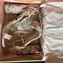 Women heels 