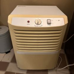 Zenith Dehumidifier 
