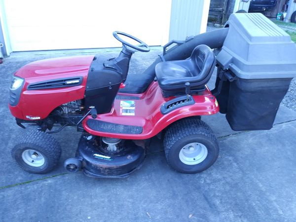 Craftsman dls 3500 riding lawn mower for Sale in Snohomish, WA OfferUp