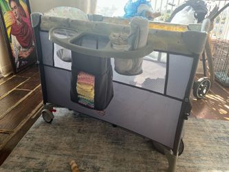Adjustable babycrib