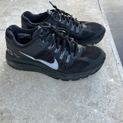 WOMENS Nike Air Size 7 EXCELLLENT Condition 