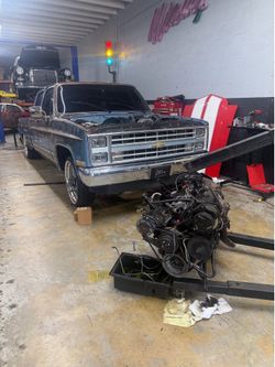 350 engine and 4l80 transmission with Holley sniper kit