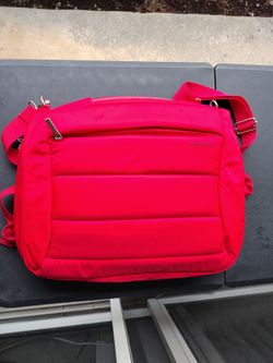 Vangoddy Bonni 3-in-1 Messenger Bag Backpack Tote (Red)