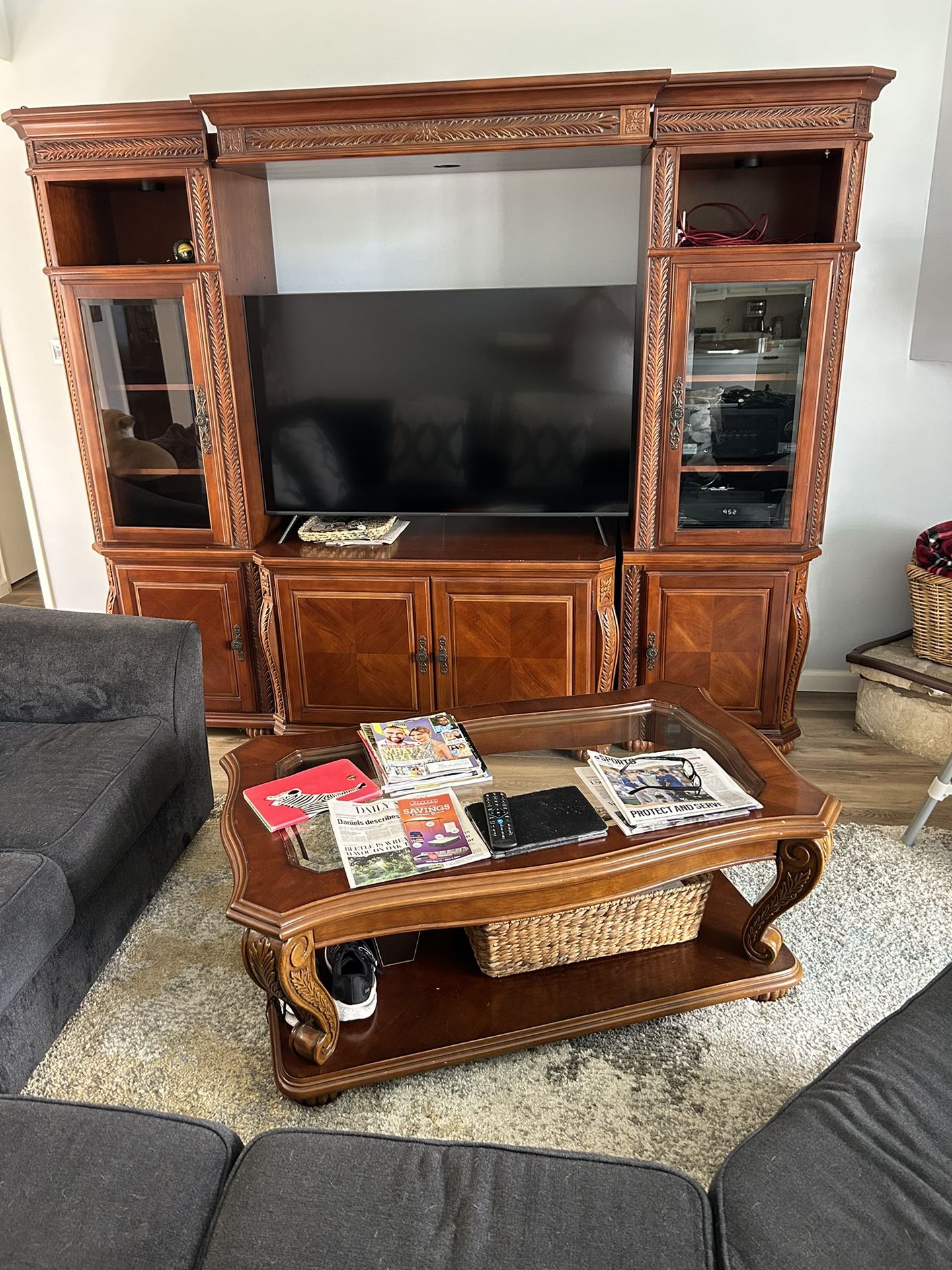 Free Furniture TV Console (no TV)
