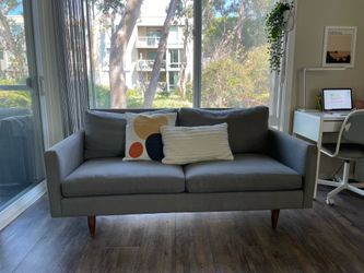 Room and Board Sofa Jasper 71' Grey