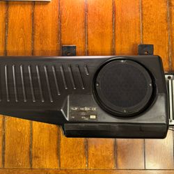 Ford Explorer Subwoofer 