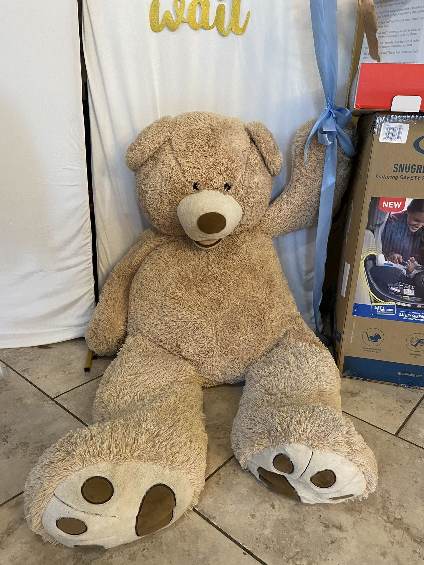 Giant Teddy 