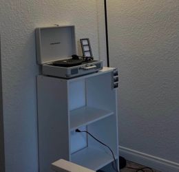 Storage cabinet