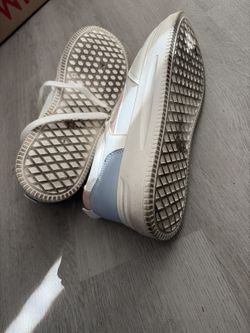 Women's White Fashion Sneakers Light Blue Accents Size 8-9 - OBO