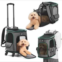 2-in-1 Rolling Pet Carrier & Backpack – Like New