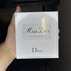 Ms.Dior