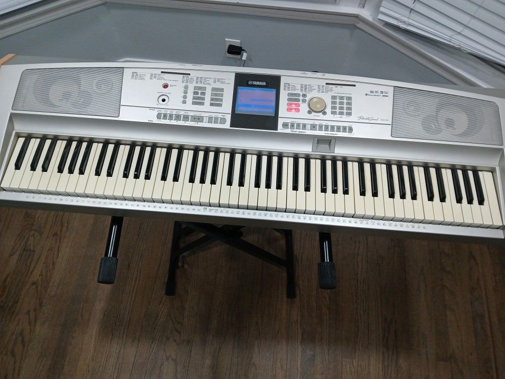 Yamaha DGX-505 Portable Grand Piano/Electronic Keyboard With Proline Stand Used But Works Great $300 OBO Or Trades 