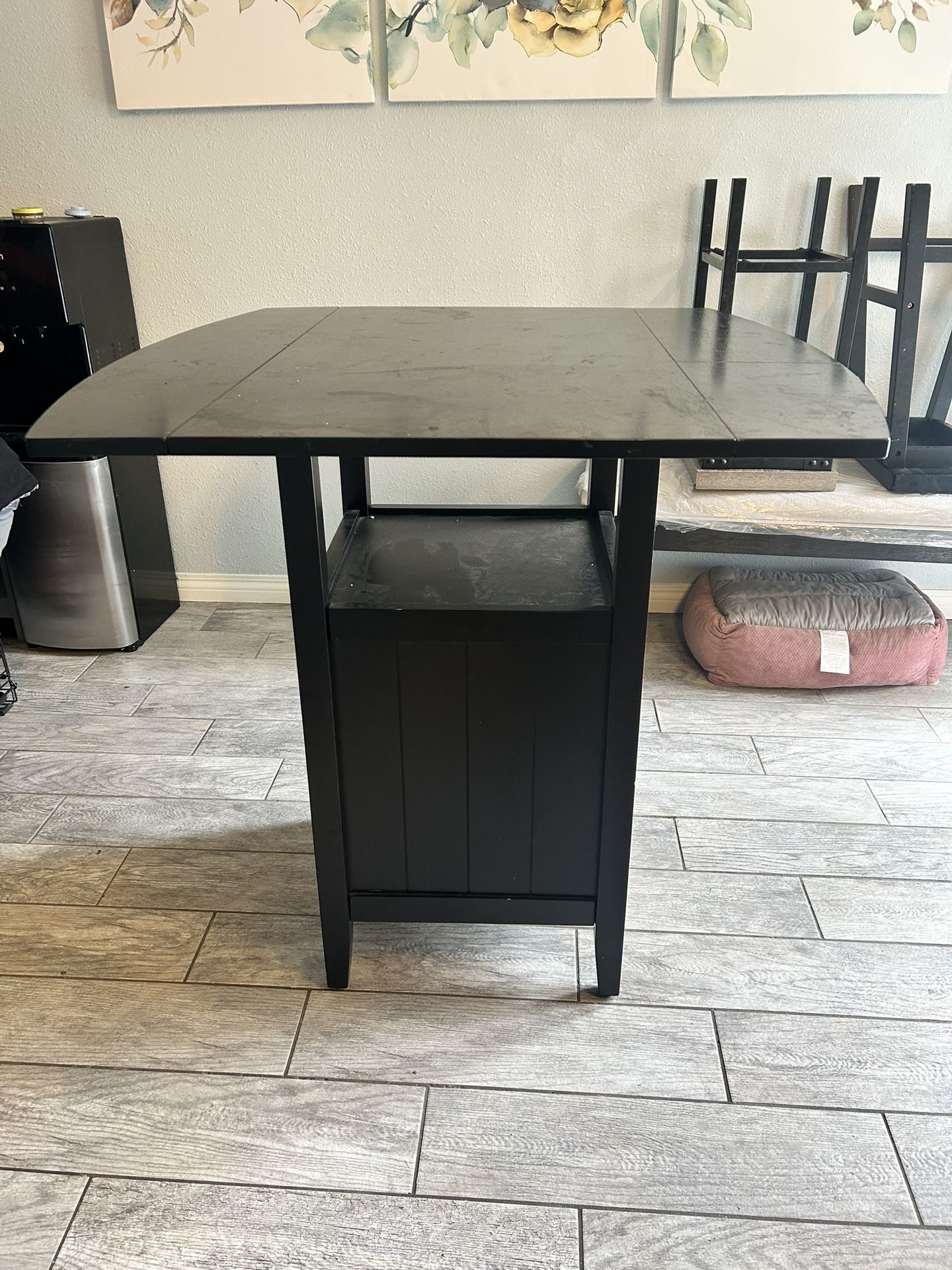 Table And Chairs