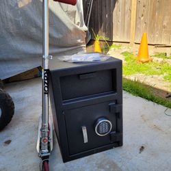 Keypad Depository Safe