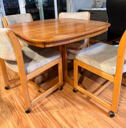 Dining table for sale (only table)