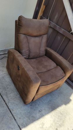 Recliner Chair