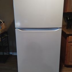 LG Refrigerator/Freezer 