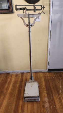 1920s to 1930s Fairbanks Standing Scale