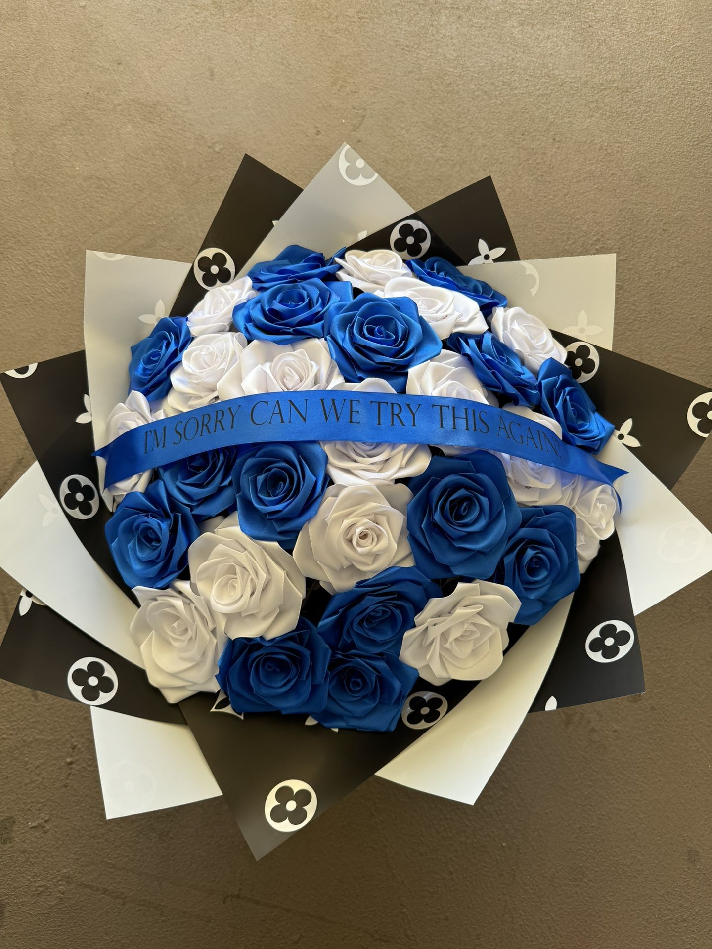 Ramo Buchon/Eternal Flowers