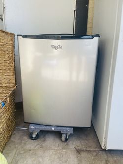 Small Refrigerator