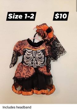 HALLOWEEN COSTUMES