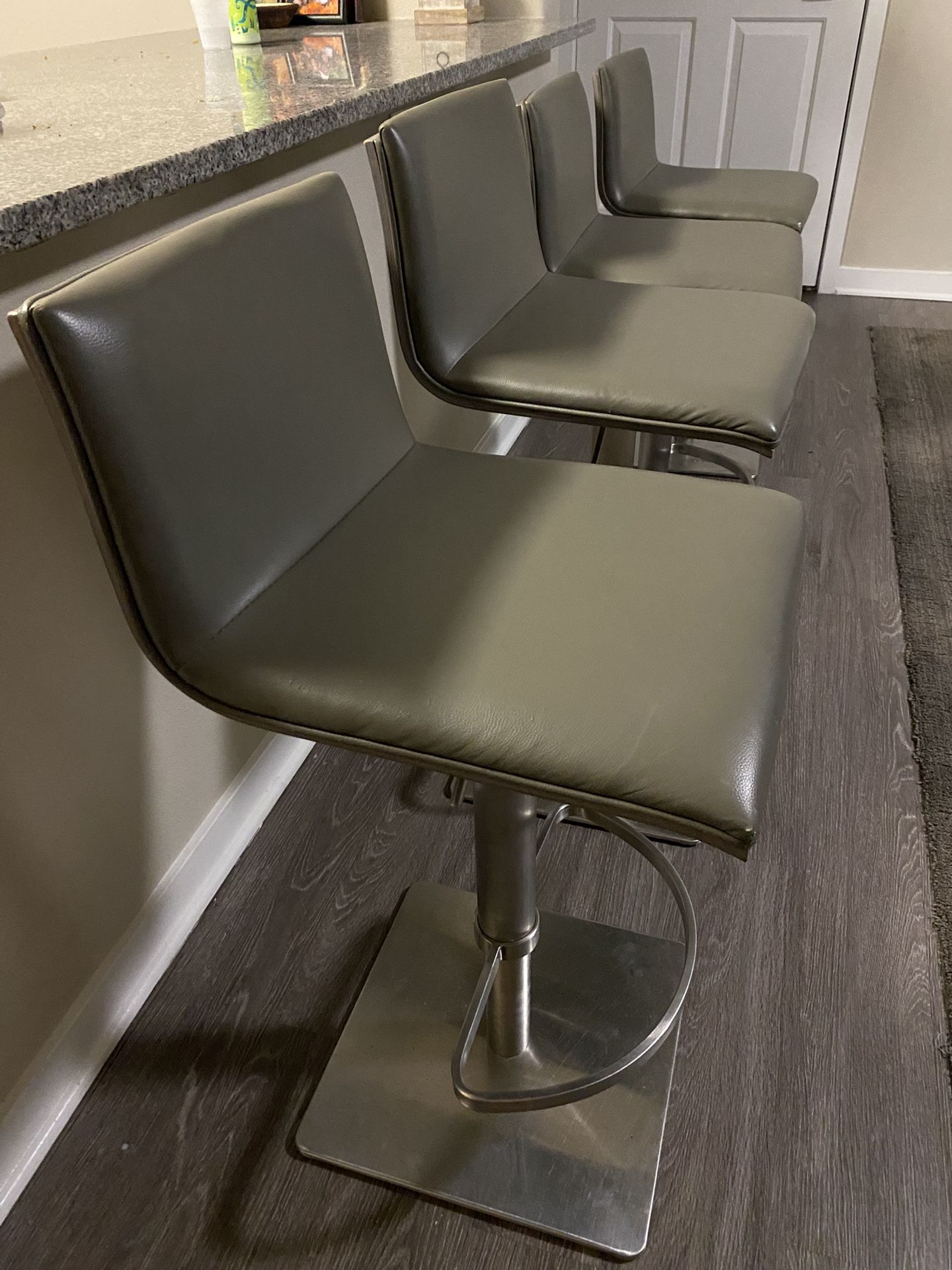 Barstool Chairs 
