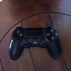 PS4 Controller