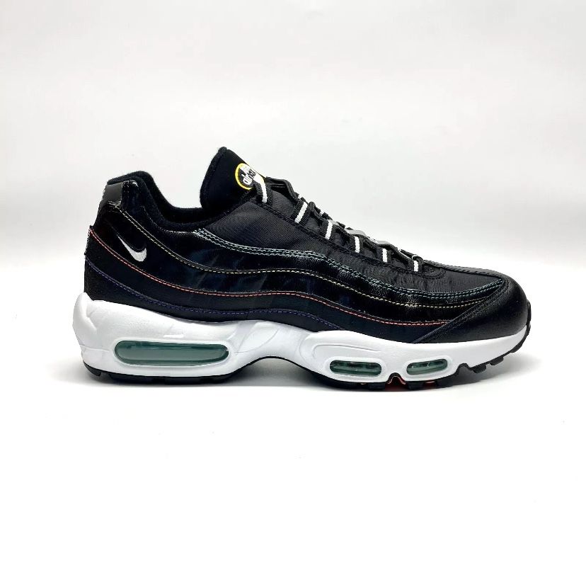 Nike Air Max 95 SE Shoes Windbreaker men’s Sz 9