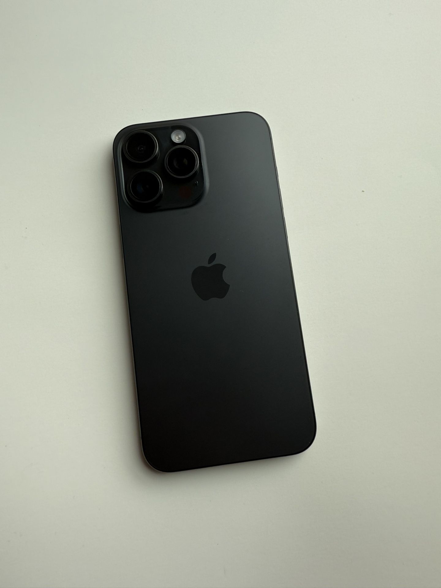 iPhone 15 Pro Max 512, Fully Unlocked