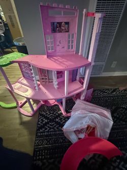 Barbie Dream House