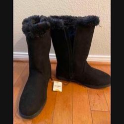 NEW Girls boots Size 5