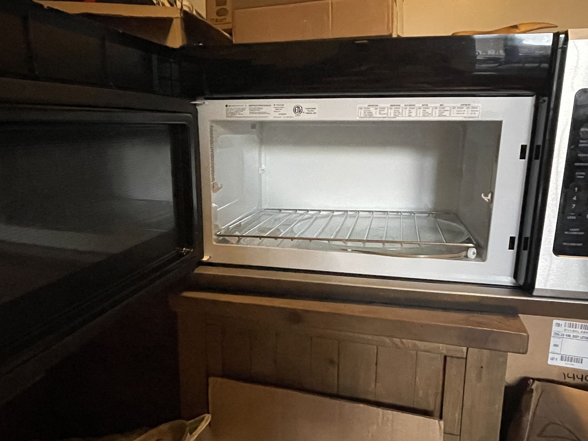 LG under Microwave for Sale in Lake Worth, FL OfferUp