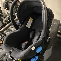 Clek Liing Infant Car seat 