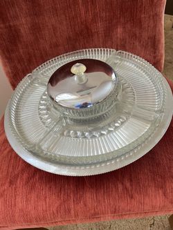 14 inch pressed glass lazy Susan - $25 (Escondido)